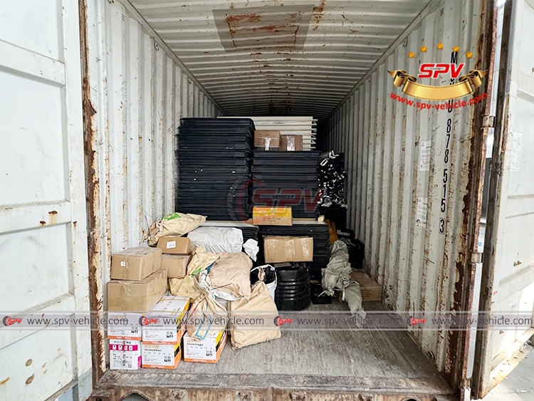 14 Units of Reefer Van Truck SKD and Spare Parts Loaded into 40*HQ
